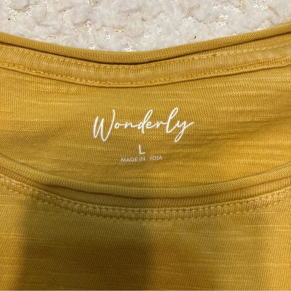 Wonderly‎ women’s shirt - Picture 10 of 12